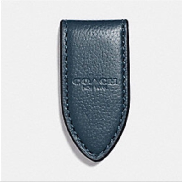 Coach Other - Coach leather money clip 5🌟